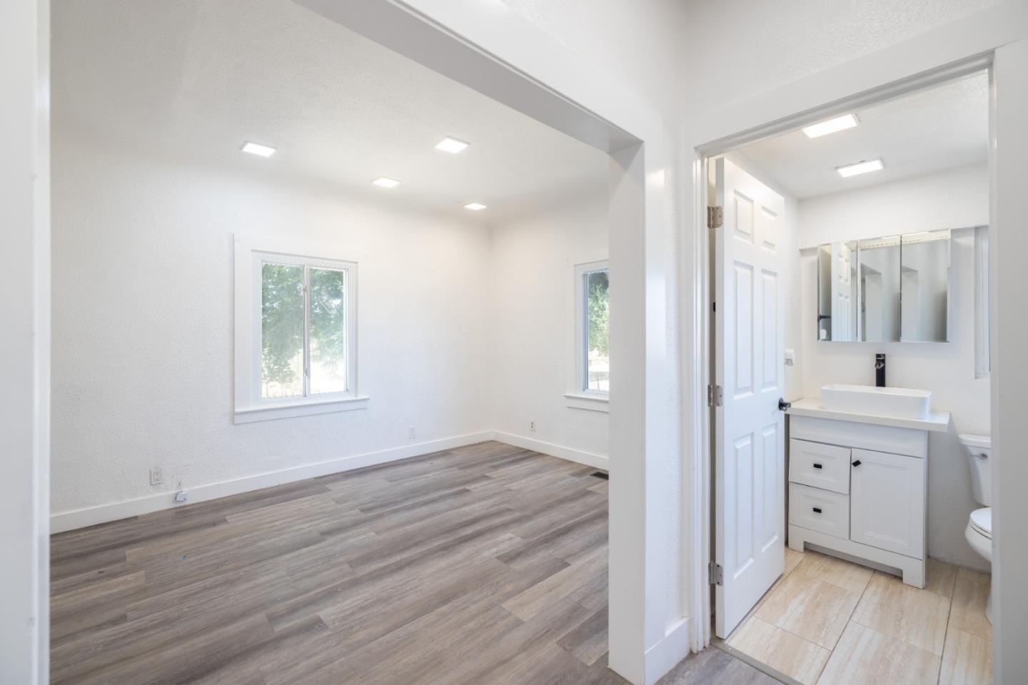 Detail Gallery Image 31 of 65 For 11835 Hobday Rd, Wilton,  CA 95693 - 3 Beds | 1/1 Baths