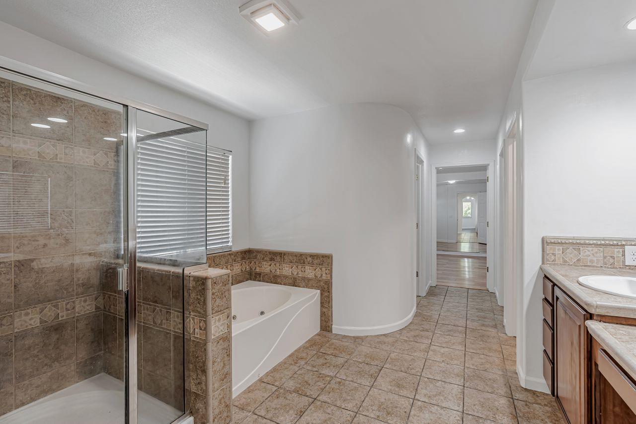 Detail Gallery Image 59 of 69 For 1619 Tumbleweed Way, Los Banos,  CA 93635 - 4 Beds | 3 Baths