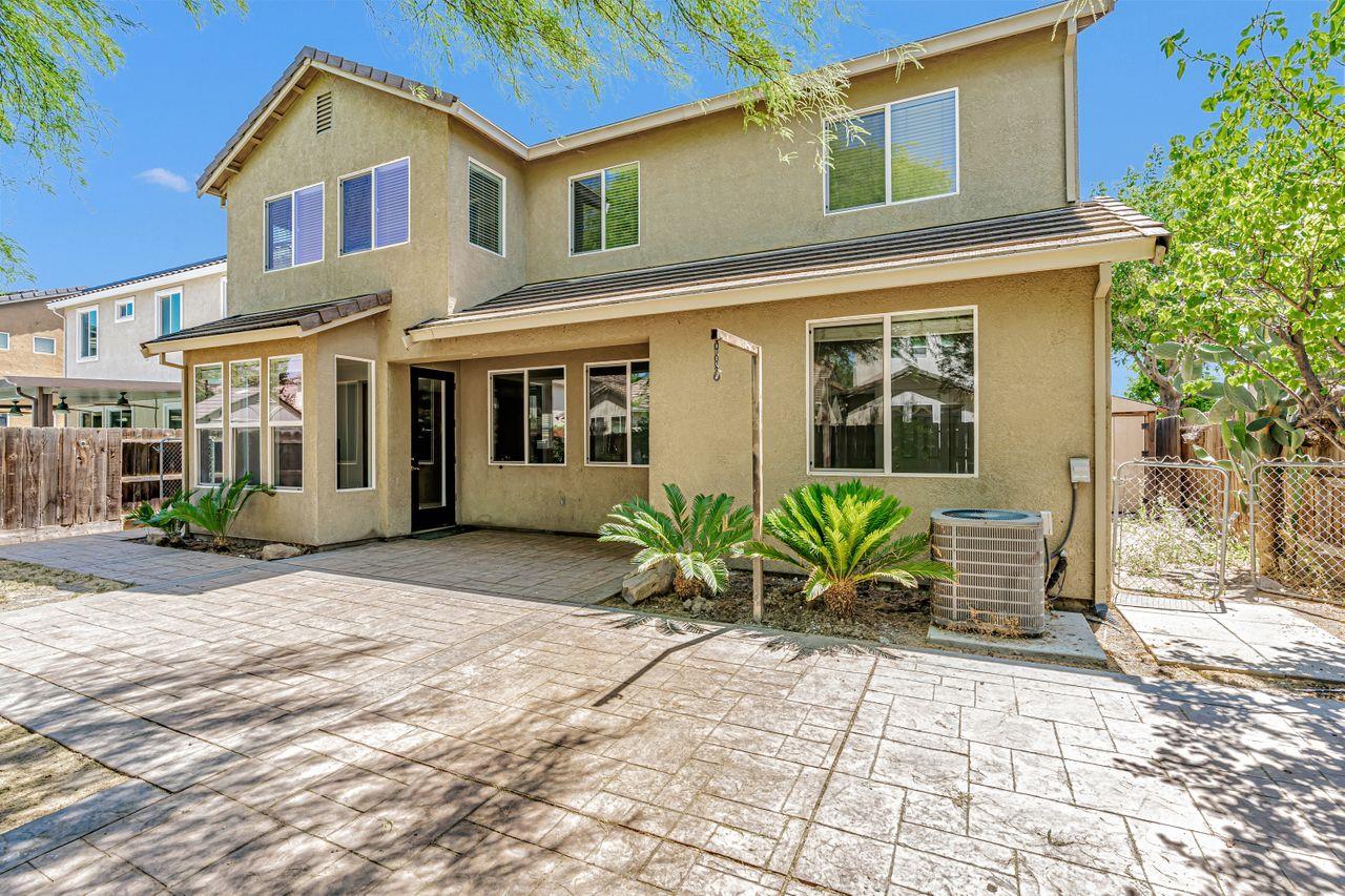 Detail Gallery Image 67 of 69 For 1619 Tumbleweed Way, Los Banos,  CA 93635 - 4 Beds | 3 Baths