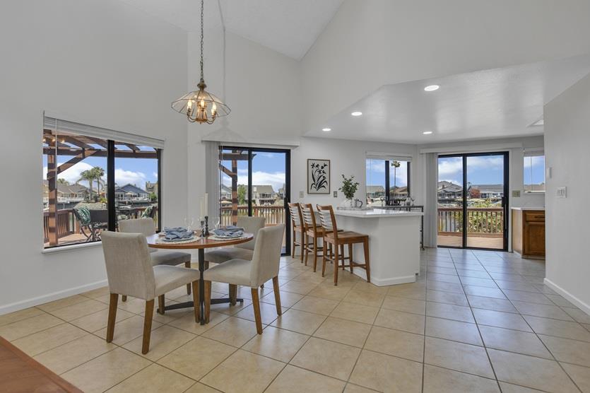 Detail Gallery Image 8 of 32 For 4641 Spinnaker Way, Discovery Bay,  CA 94505 - 3 Beds | 2 Baths
