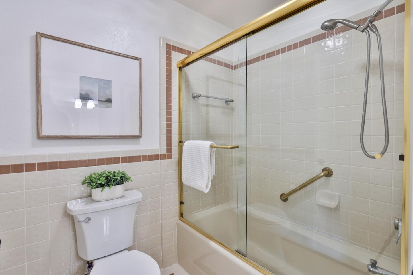 Detail Gallery Image 14 of 32 For 1327 Star Bush Ln, San Jose,  CA 95118 - 2 Beds | 1/1 Baths
