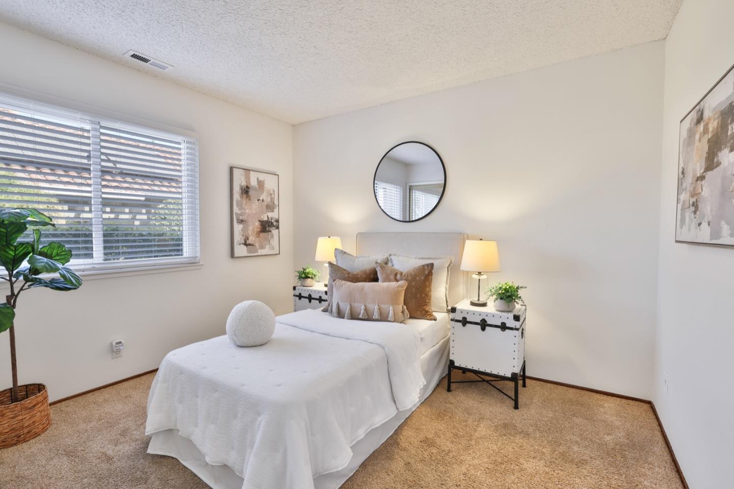 Detail Gallery Image 16 of 32 For 1327 Star Bush Ln, San Jose,  CA 95118 - 2 Beds | 1/1 Baths