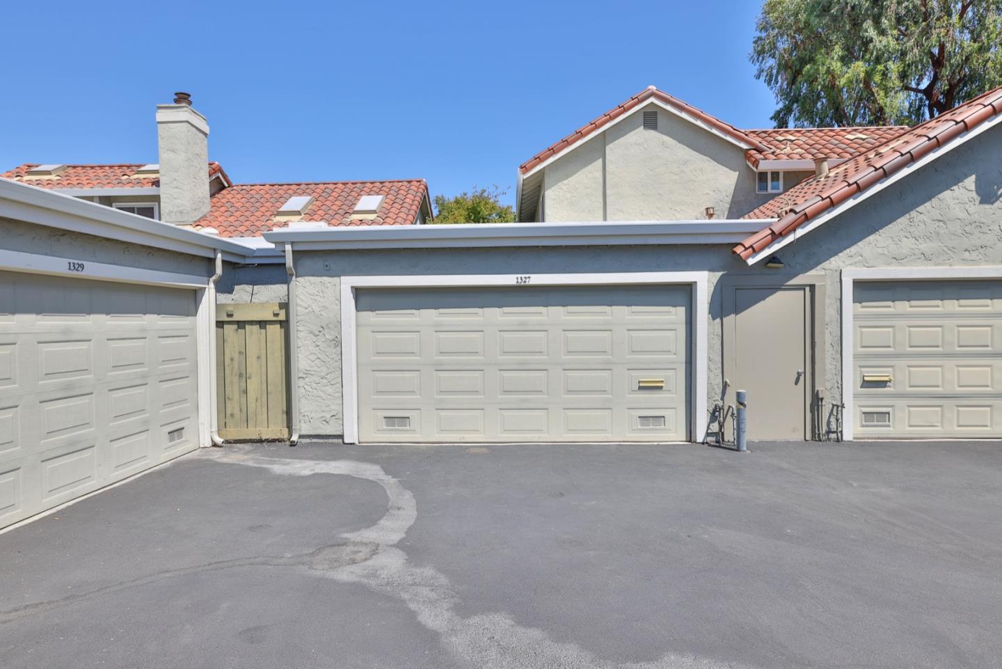 Detail Gallery Image 25 of 32 For 1327 Star Bush Ln, San Jose,  CA 95118 - 2 Beds | 1/1 Baths