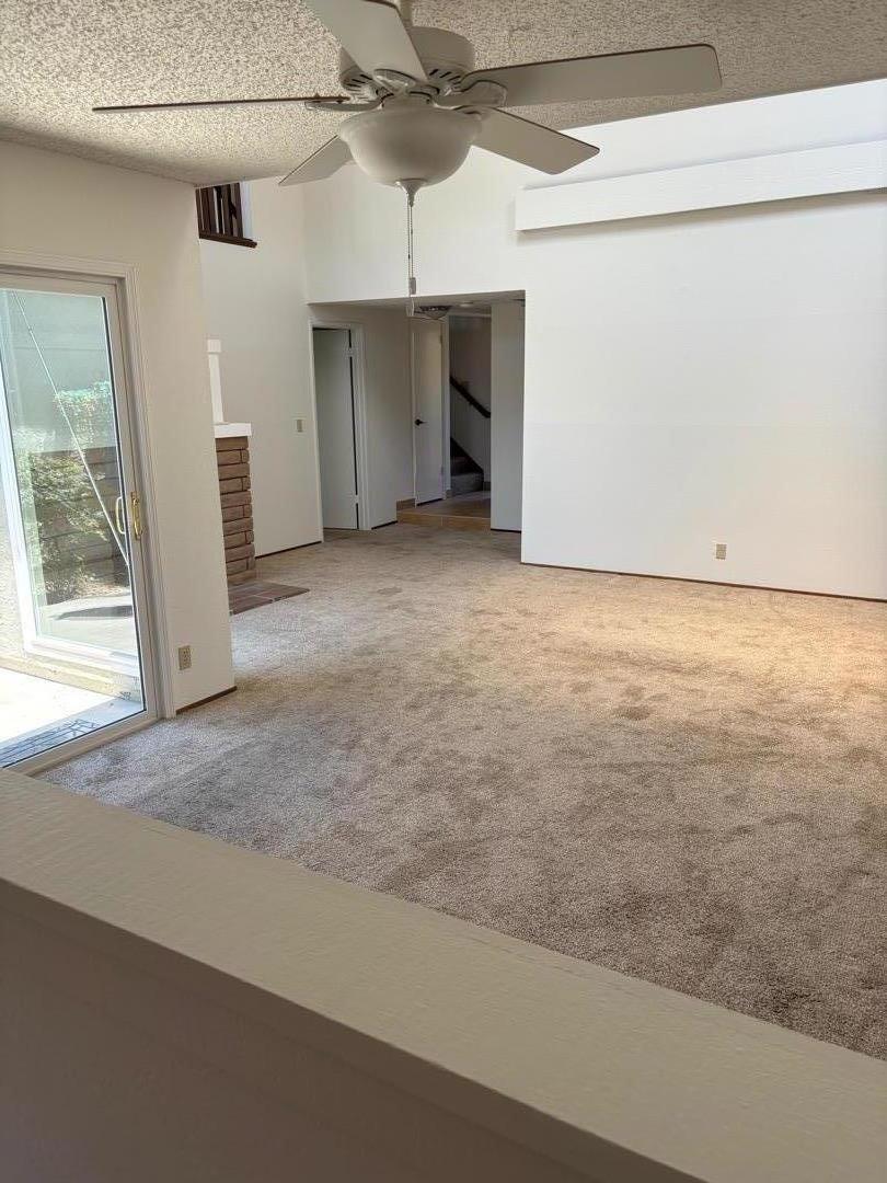 Detail Gallery Image 3 of 7 For 1327 Star Bush Ln, San Jose,  CA 95118 - 2 Beds | 1/1 Baths