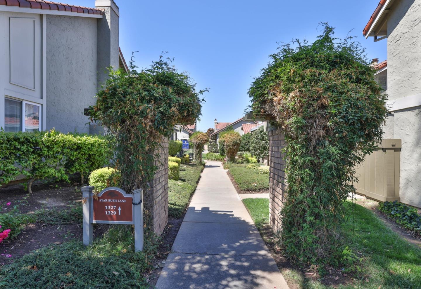Detail Gallery Image 31 of 32 For 1327 Star Bush Ln, San Jose,  CA 95118 - 2 Beds | 1/1 Baths