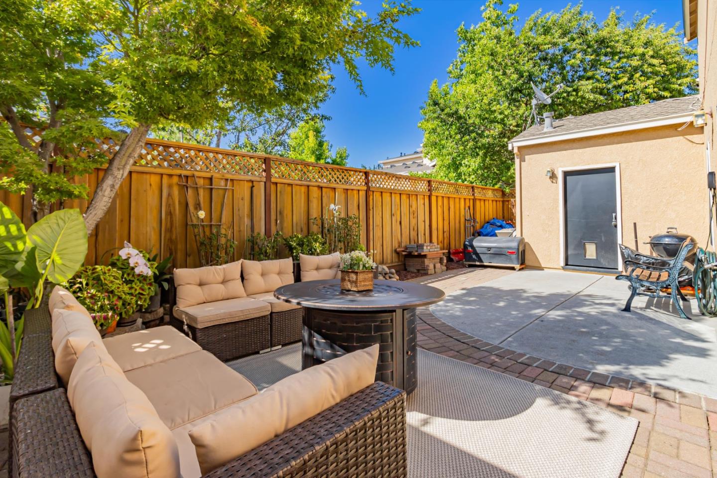 Detail Gallery Image 30 of 34 For 425 Knollcrest Ave, San Jose,  CA 95138 - 4 Beds | 2/1 Baths
