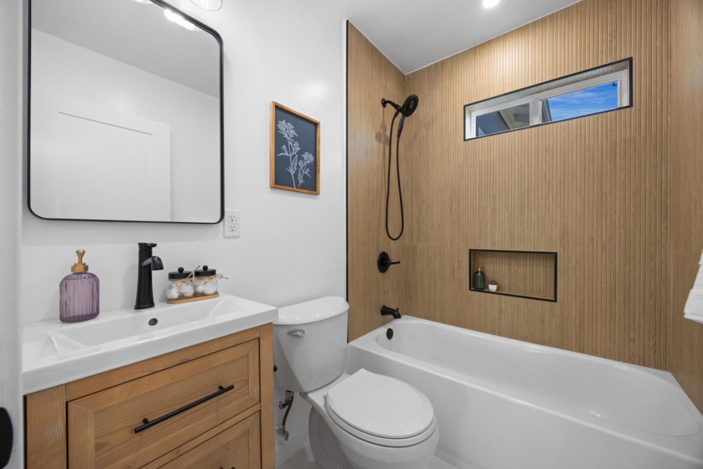 Detail Gallery Image 27 of 48 For 652 Myrtle Ave, South San Francisco,  CA 94080 - 3 Beds | 1 Baths