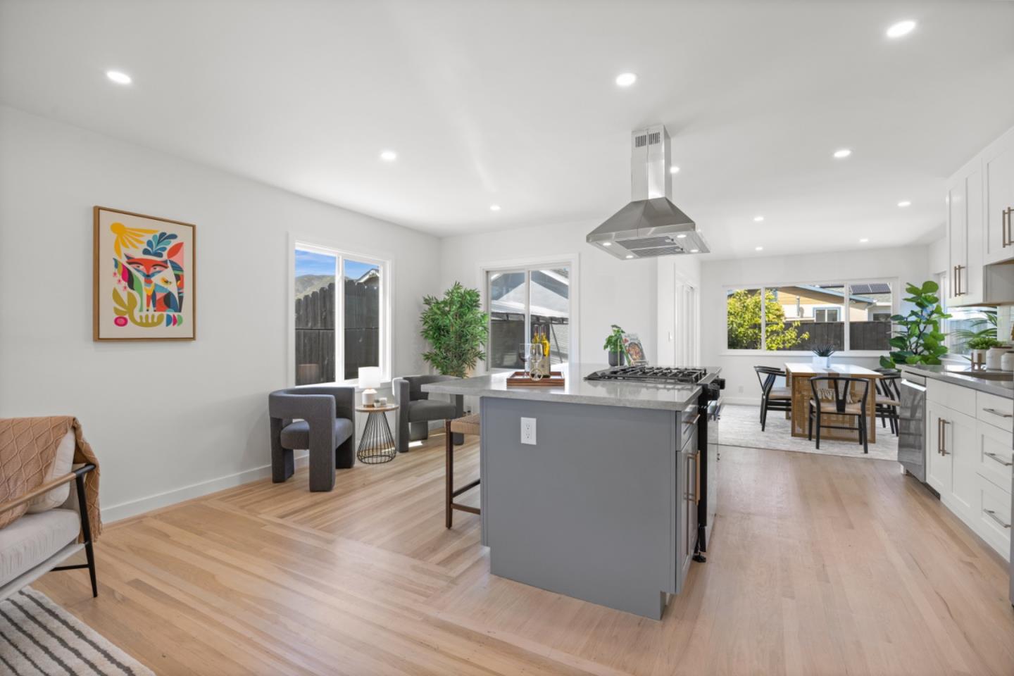 Detail Gallery Image 3 of 48 For 652 Myrtle Ave, South San Francisco,  CA 94080 - 3 Beds | 1 Baths