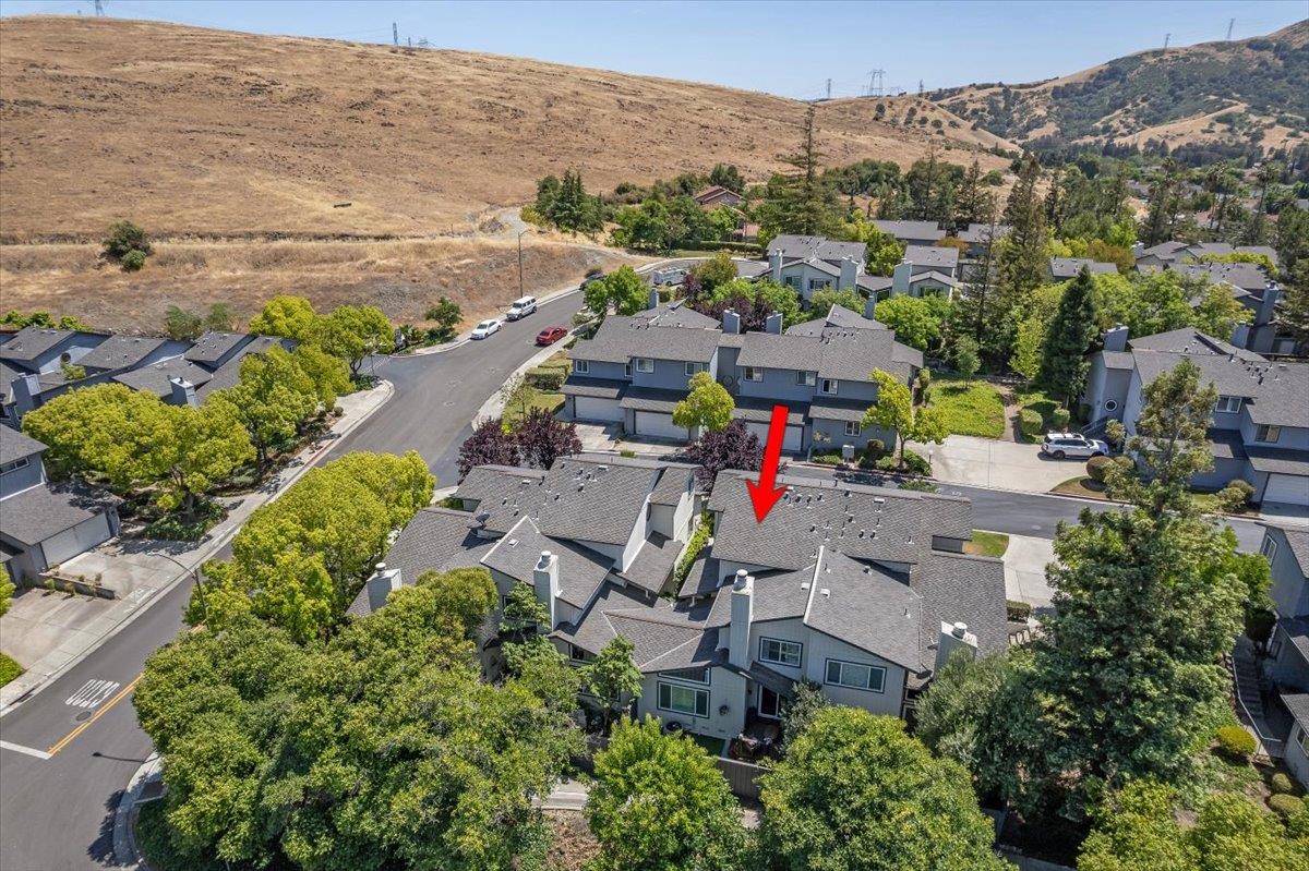 Detail Gallery Image 2 of 38 For 7445 Tulare Hill Dr, San Jose,  CA 95139 - 3 Beds | 2/1 Baths
