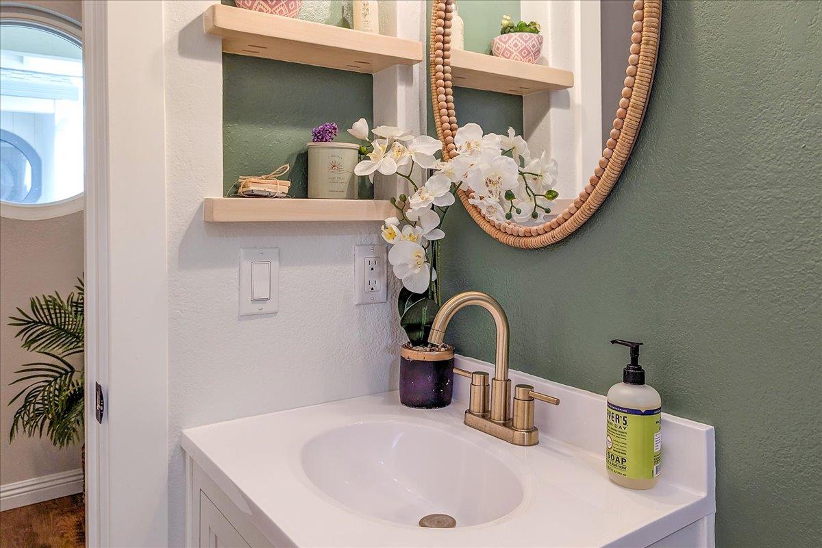 Detail Gallery Image 25 of 38 For 7445 Tulare Hill Dr, San Jose,  CA 95139 - 3 Beds | 2/1 Baths