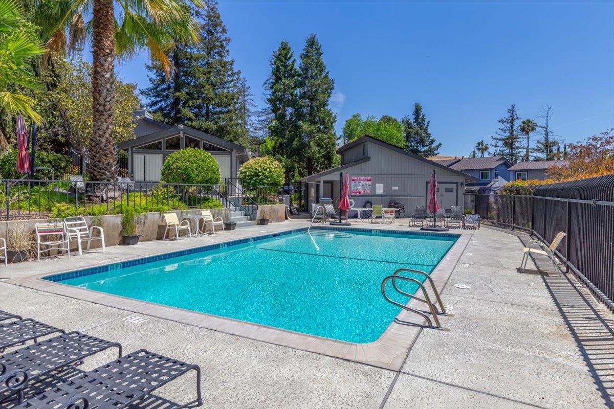 Detail Gallery Image 31 of 38 For 7445 Tulare Hill Dr, San Jose,  CA 95139 - 3 Beds | 2/1 Baths