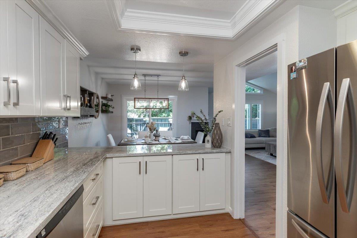 Detail Gallery Image 9 of 38 For 7445 Tulare Hill Dr, San Jose,  CA 95139 - 3 Beds | 2/1 Baths
