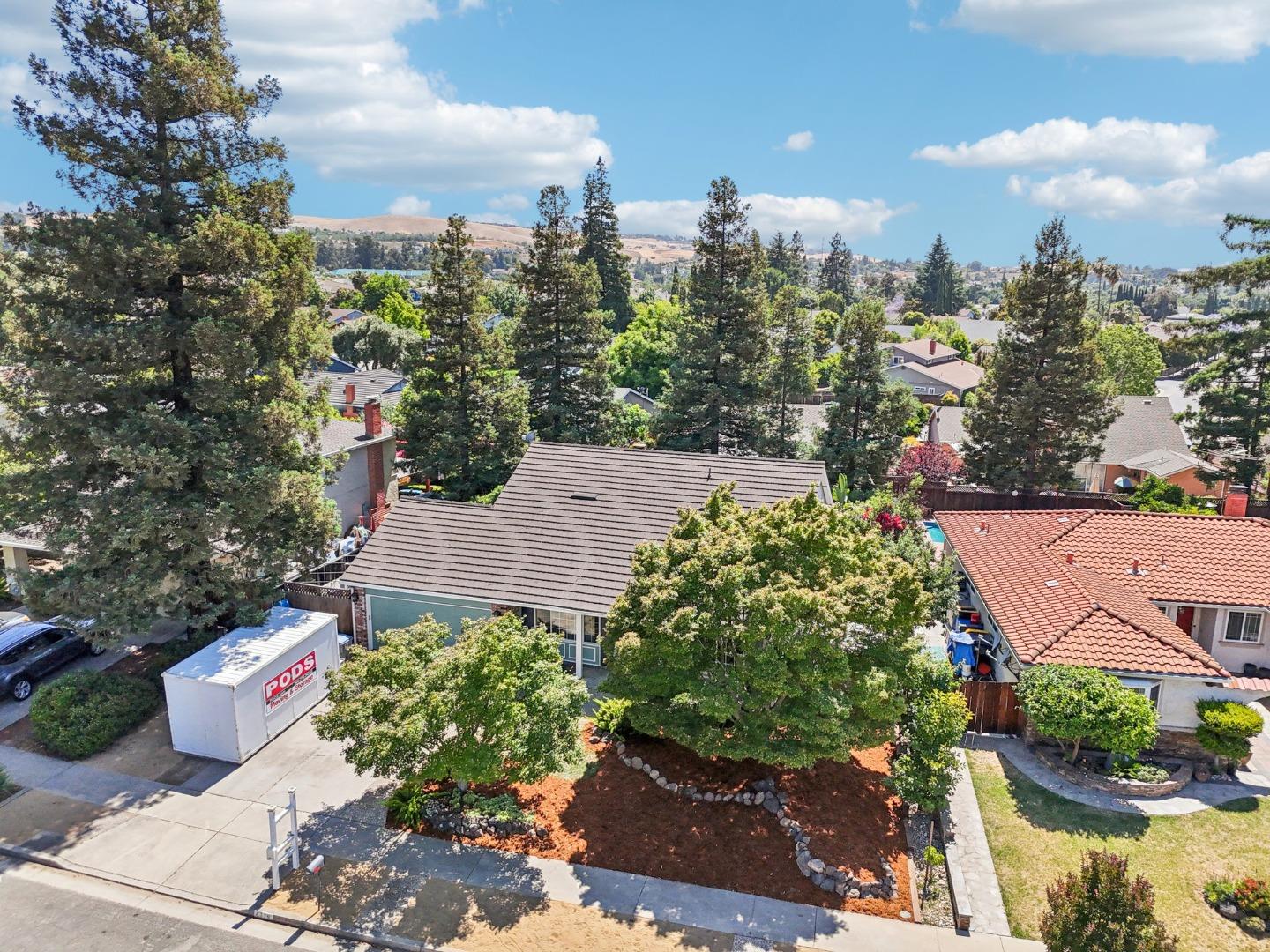 Detail Gallery Image 48 of 58 For 4179 Watkins Way, San Jose,  CA 95135 - 4 Beds | 2 Baths
