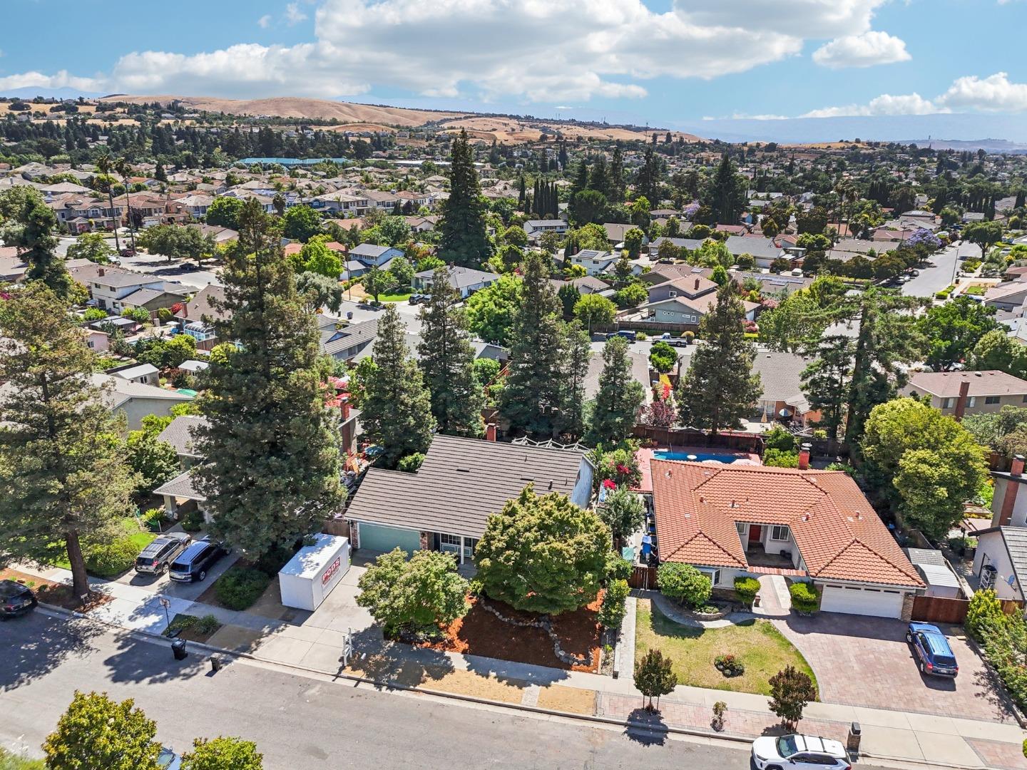 Detail Gallery Image 49 of 58 For 4179 Watkins Way, San Jose,  CA 95135 - 4 Beds | 2 Baths