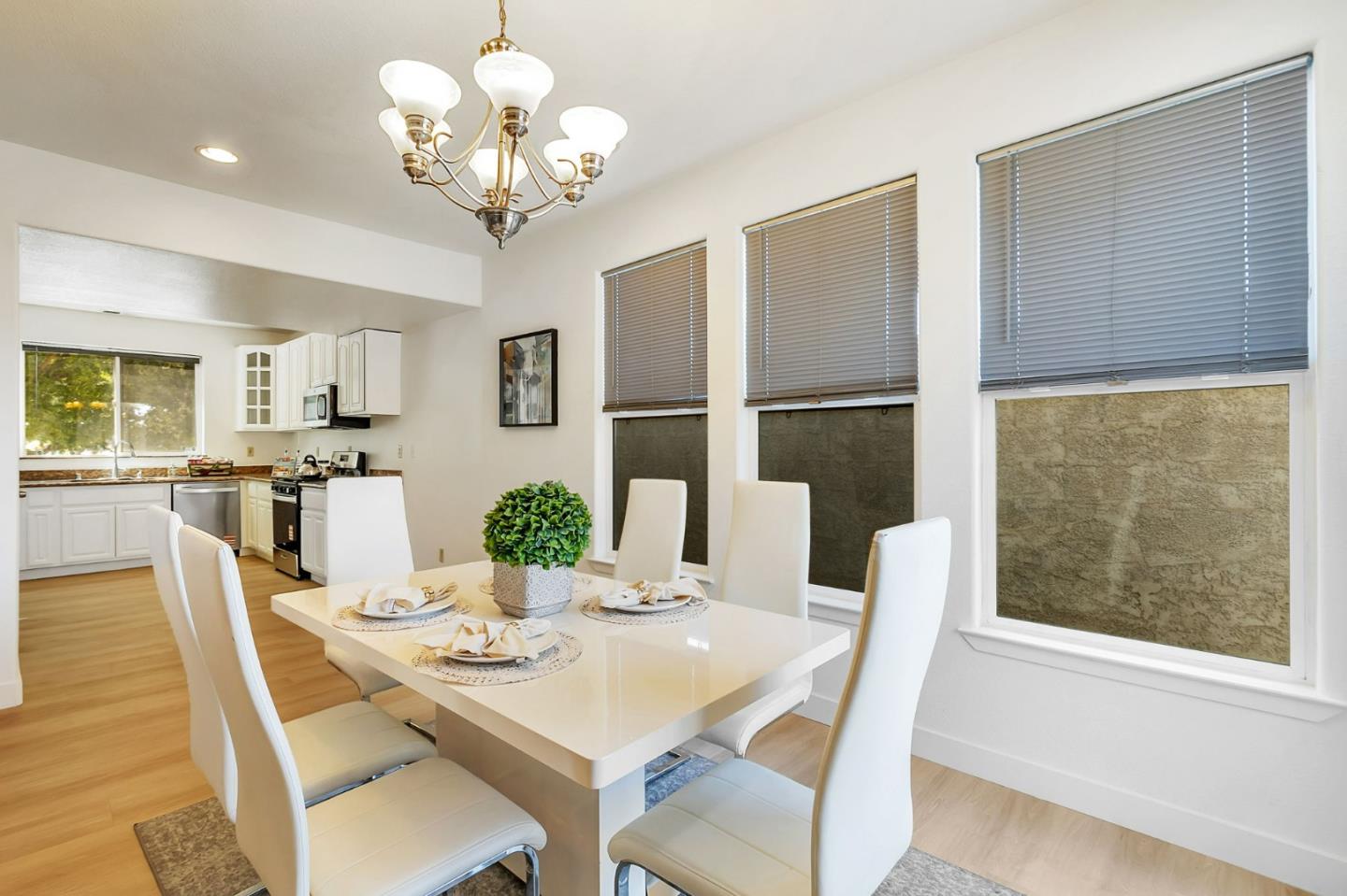 Detail Gallery Image 18 of 48 For 425 Carpentier Way, San Jose,  CA 95111 - 3 Beds | 2/1 Baths