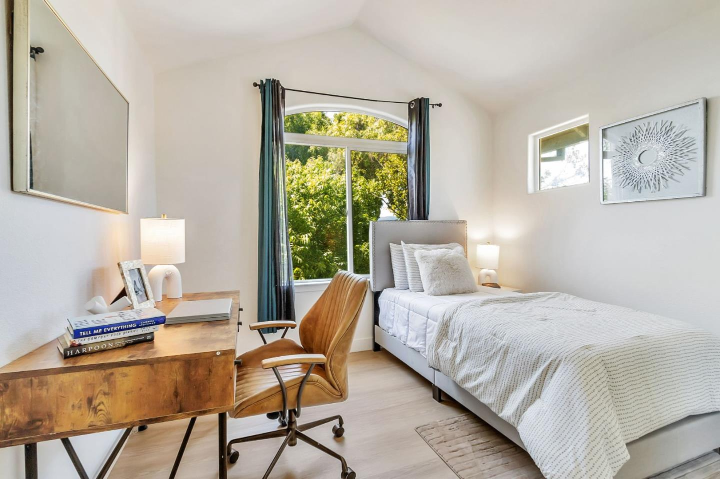 Detail Gallery Image 20 of 48 For 425 Carpentier Way, San Jose,  CA 95111 - 3 Beds | 2/1 Baths