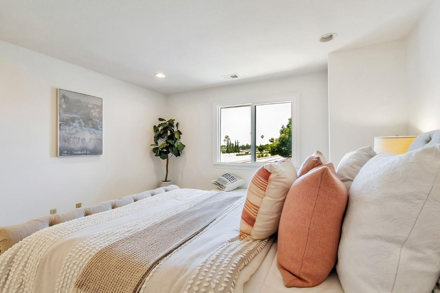 Detail Gallery Image 24 of 48 For 425 Carpentier Way, San Jose,  CA 95111 - 3 Beds | 2/1 Baths
