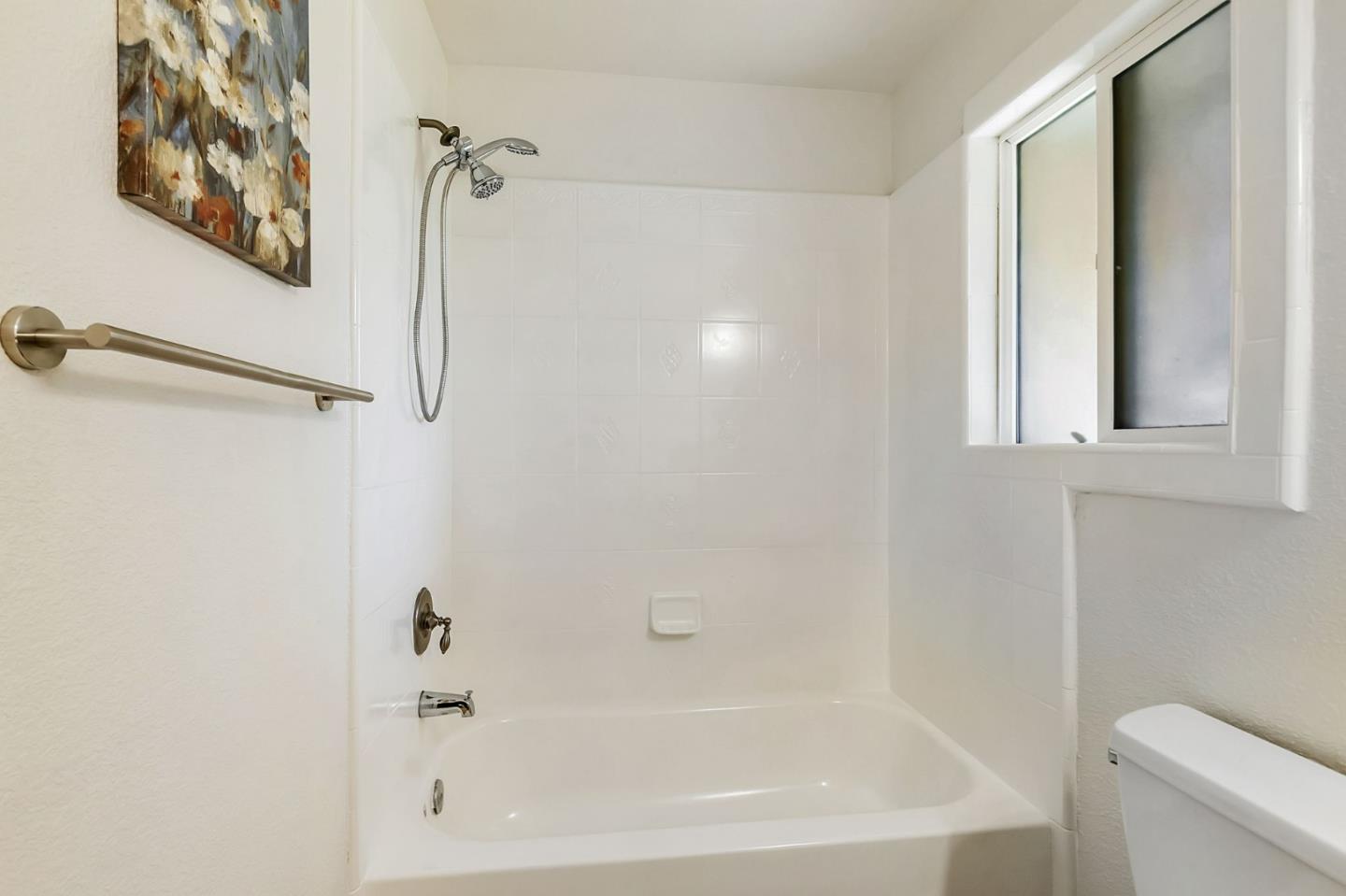 Detail Gallery Image 32 of 48 For 425 Carpentier Way, San Jose,  CA 95111 - 3 Beds | 2/1 Baths