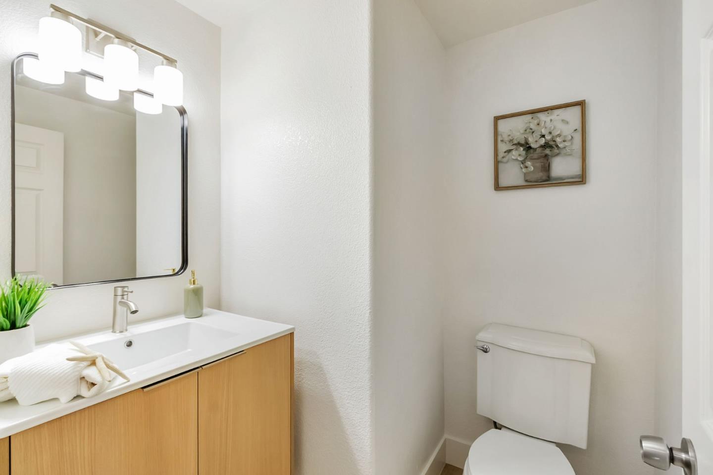 Detail Gallery Image 34 of 48 For 425 Carpentier Way, San Jose,  CA 95111 - 3 Beds | 2/1 Baths