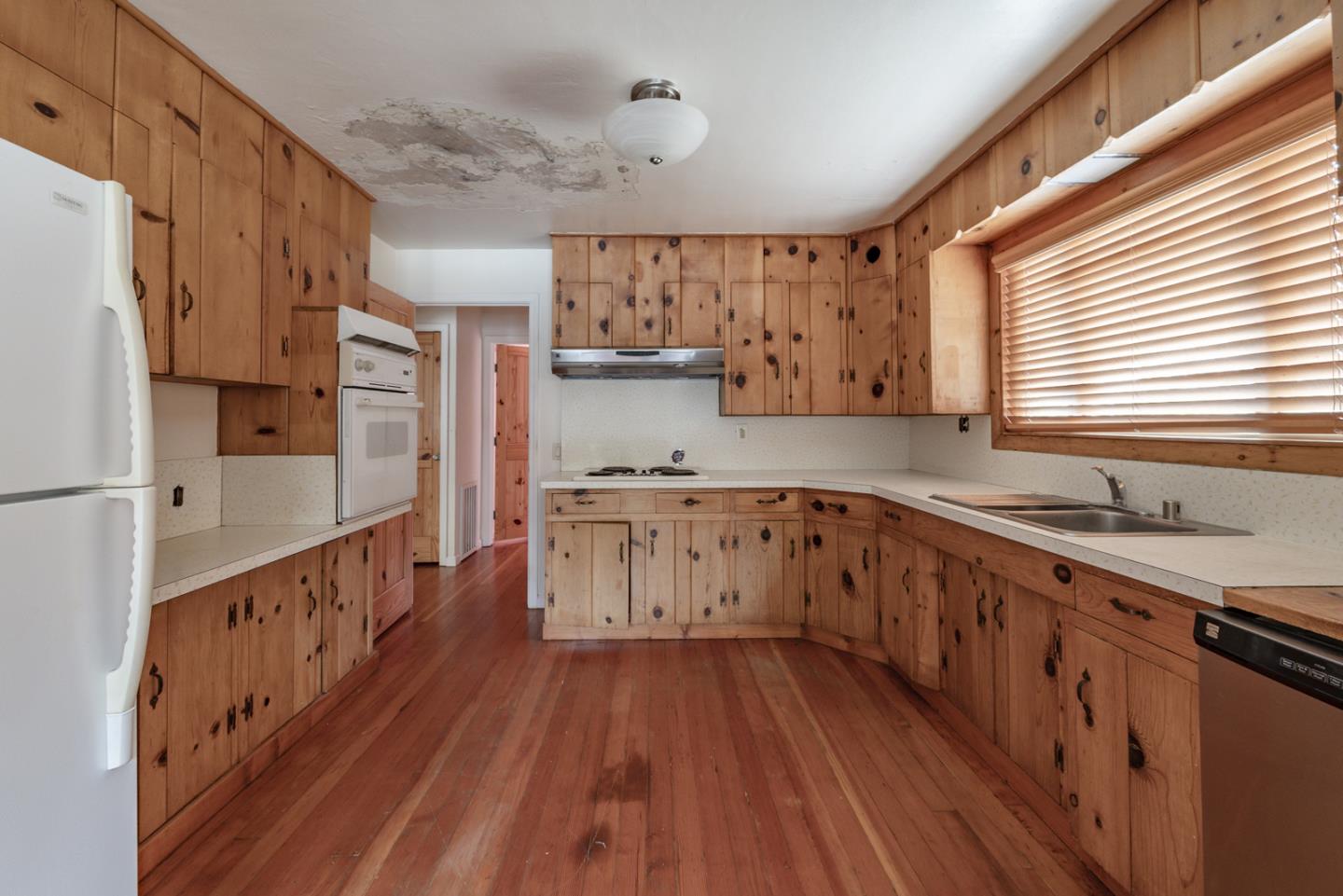 Detail Gallery Image 12 of 52 For 137 Whiting Rd, Watsonville,  CA 95076 - 3 Beds | 2 Baths