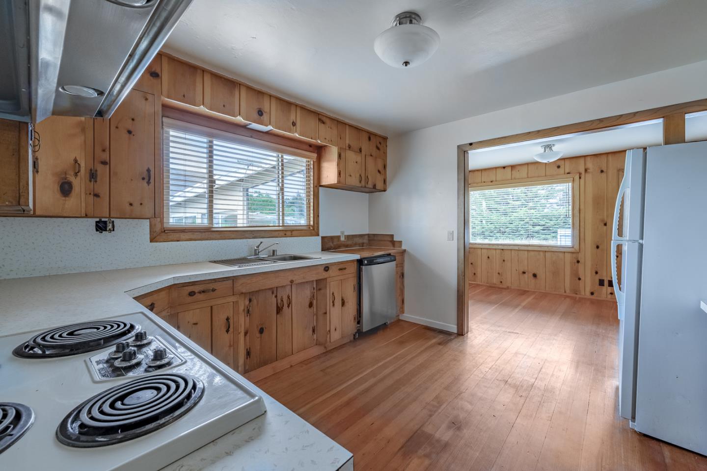 Detail Gallery Image 15 of 52 For 137 Whiting Rd, Watsonville,  CA 95076 - 3 Beds | 2 Baths