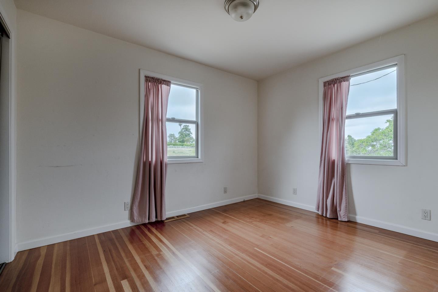 Detail Gallery Image 17 of 52 For 137 Whiting Rd, Watsonville,  CA 95076 - 3 Beds | 2 Baths
