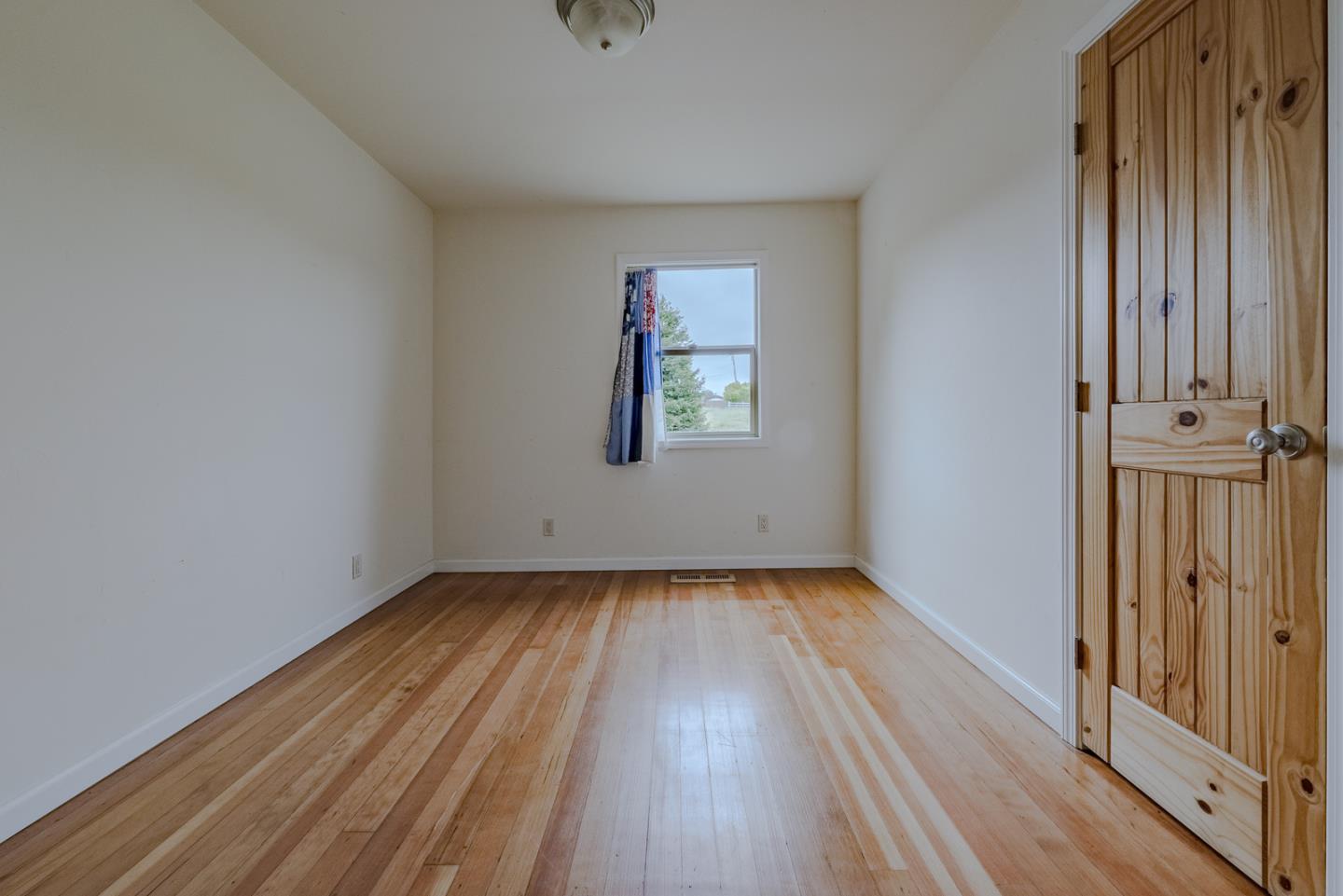 Detail Gallery Image 22 of 52 For 137 Whiting Rd, Watsonville,  CA 95076 - 3 Beds | 2 Baths