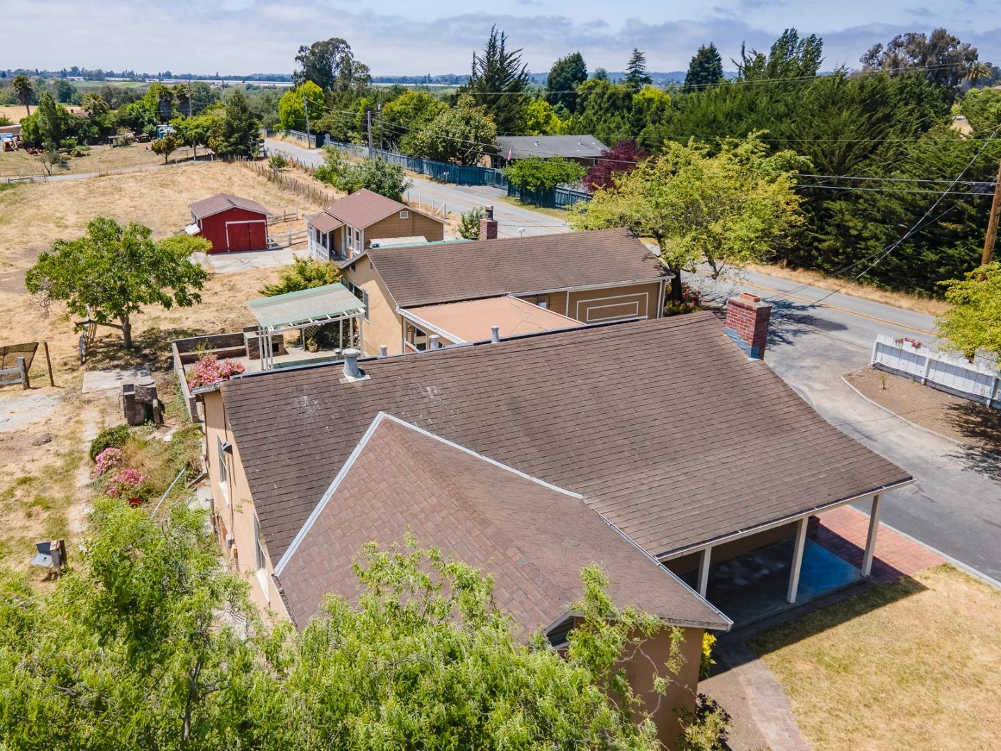 Detail Gallery Image 45 of 52 For 137 Whiting Rd, Watsonville,  CA 95076 - 3 Beds | 2 Baths