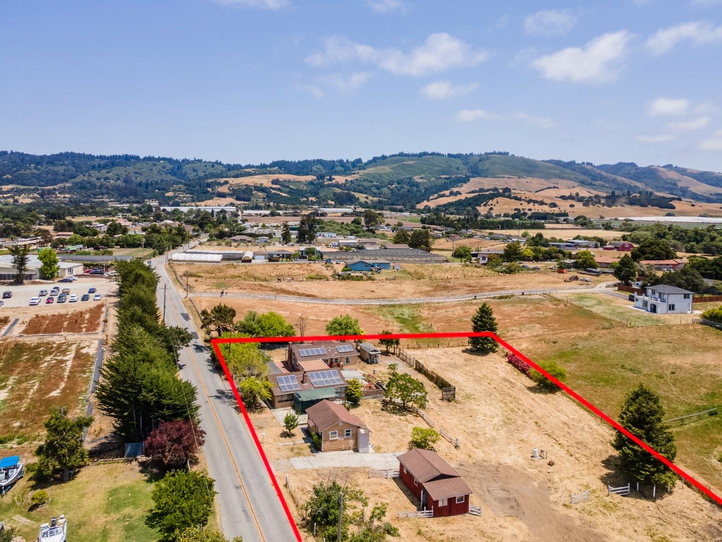 Detail Gallery Image 51 of 52 For 137 Whiting Rd, Watsonville,  CA 95076 - 3 Beds | 2 Baths
