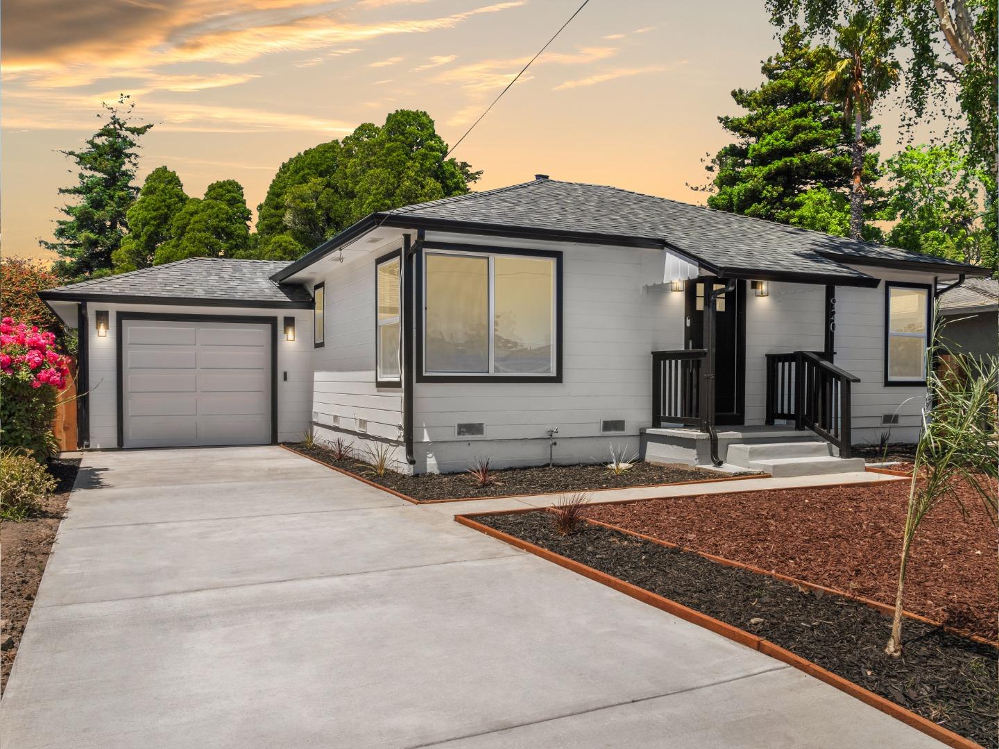 920 Delaware AVE, Santa Cruz CA 95060