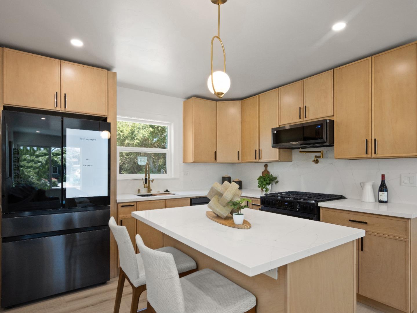Detail Gallery Image 11 of 26 For 920 Delaware Ave, Santa Cruz,  CA 95060 - 2 Beds | 1 Baths