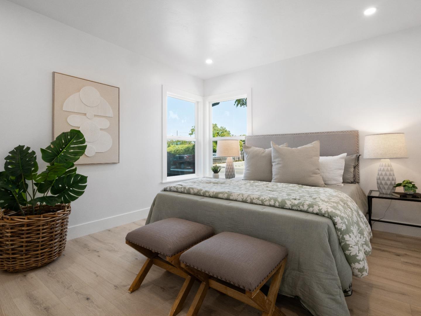Detail Gallery Image 21 of 26 For 920 Delaware Ave, Santa Cruz,  CA 95060 - 2 Beds | 1 Baths