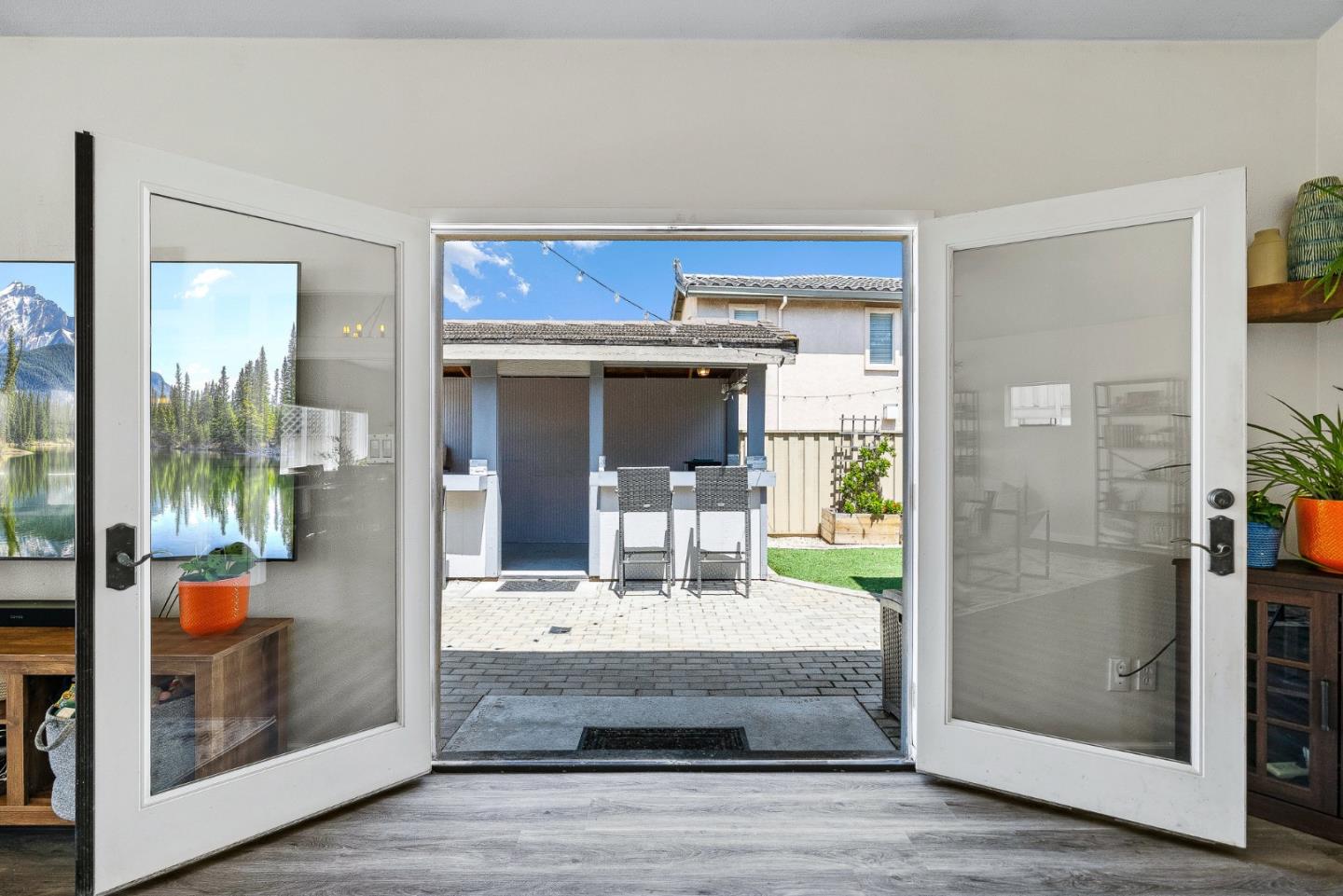 Detail Gallery Image 10 of 24 For 26446 Honor Ln, Salinas,  CA 93908 - 3 Beds | 2 Baths