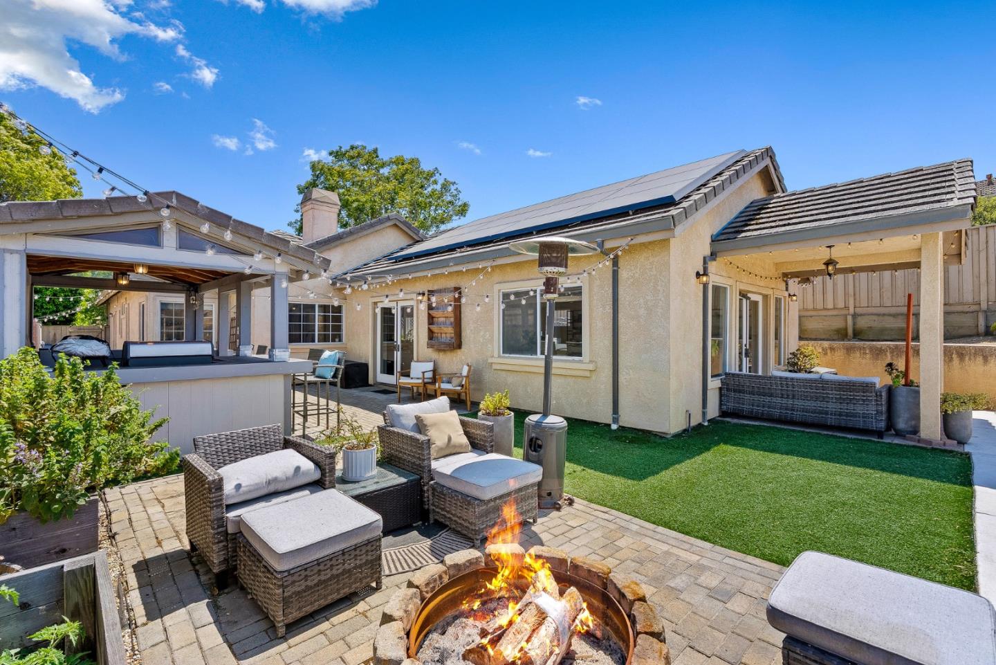 Detail Gallery Image 16 of 24 For 26446 Honor Ln, Salinas,  CA 93908 - 3 Beds | 2 Baths