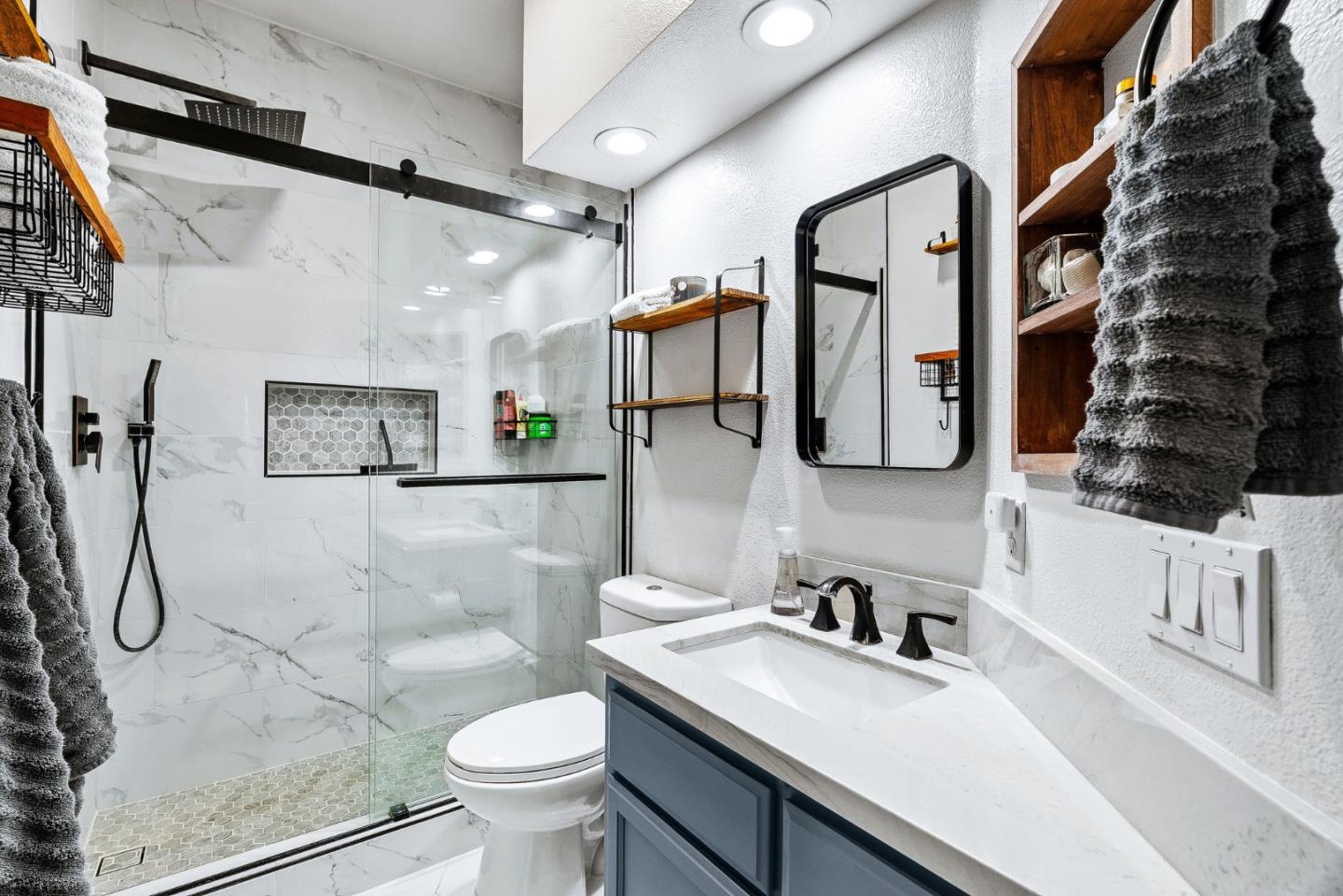 Detail Gallery Image 20 of 24 For 26446 Honor Ln, Salinas,  CA 93908 - 3 Beds | 2 Baths