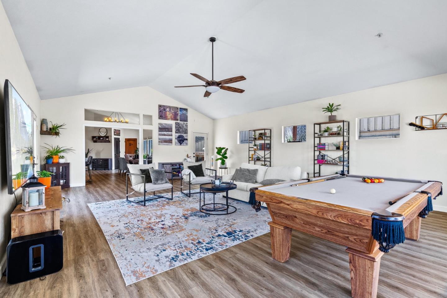 Detail Gallery Image 8 of 24 For 26446 Honor Ln, Salinas,  CA 93908 - 3 Beds | 2 Baths