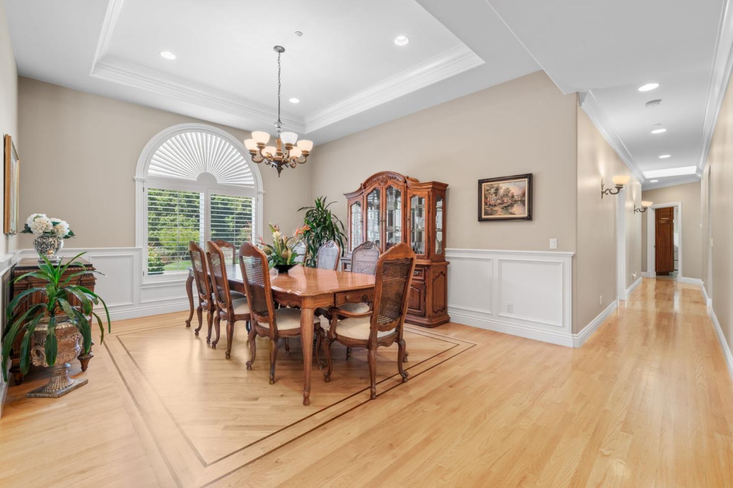 Detail Gallery Image 10 of 58 For 6585 Redwood Retreat Rd, Gilroy,  CA 95020 - 4 Beds | 3/1 Baths