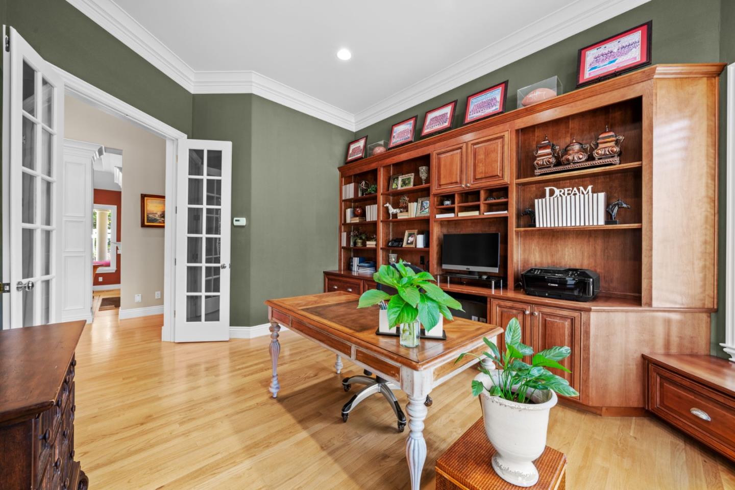 Detail Gallery Image 12 of 58 For 6585 Redwood Retreat Rd, Gilroy,  CA 95020 - 4 Beds | 3/1 Baths