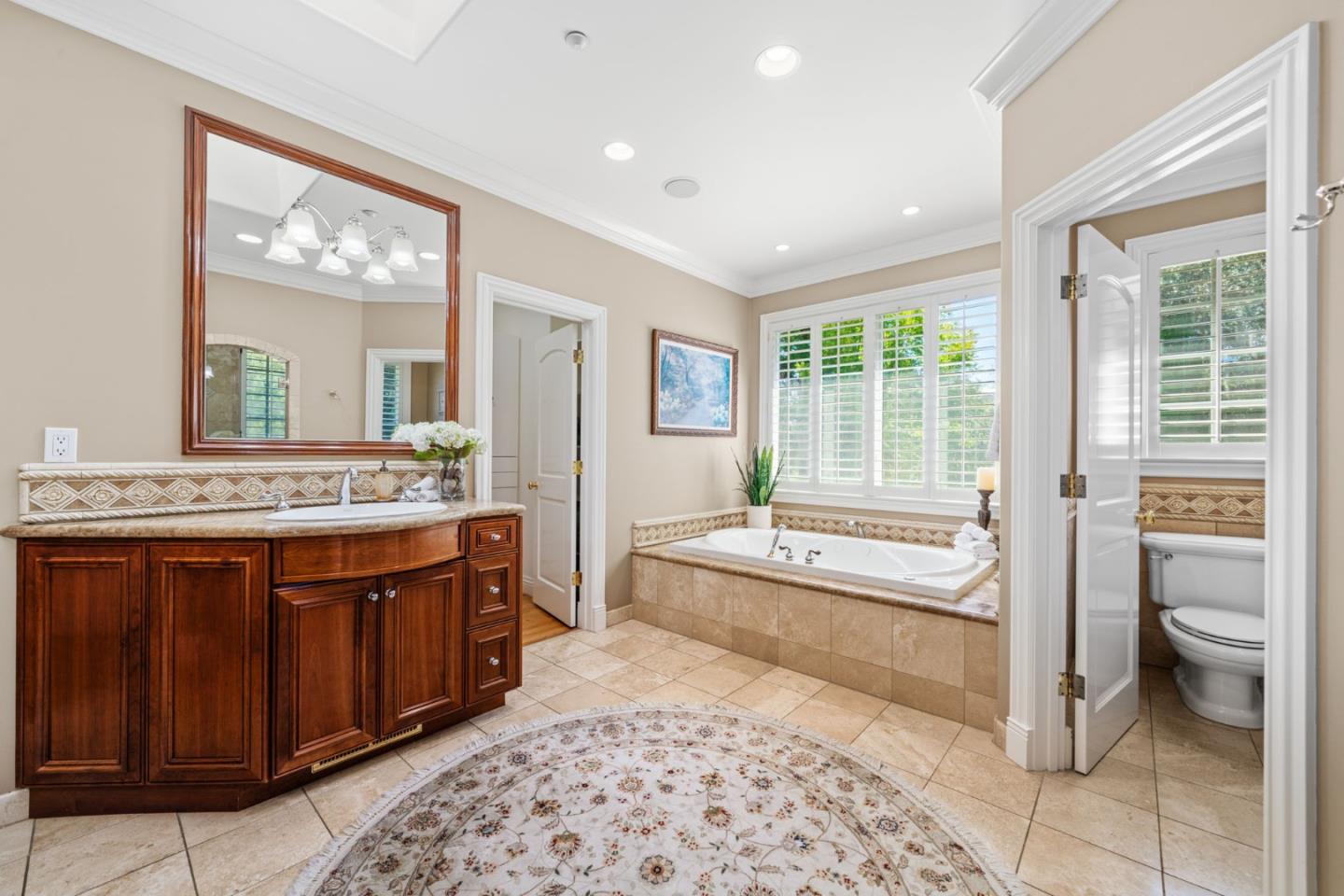 Detail Gallery Image 21 of 58 For 6585 Redwood Retreat Rd, Gilroy,  CA 95020 - 4 Beds | 3/1 Baths