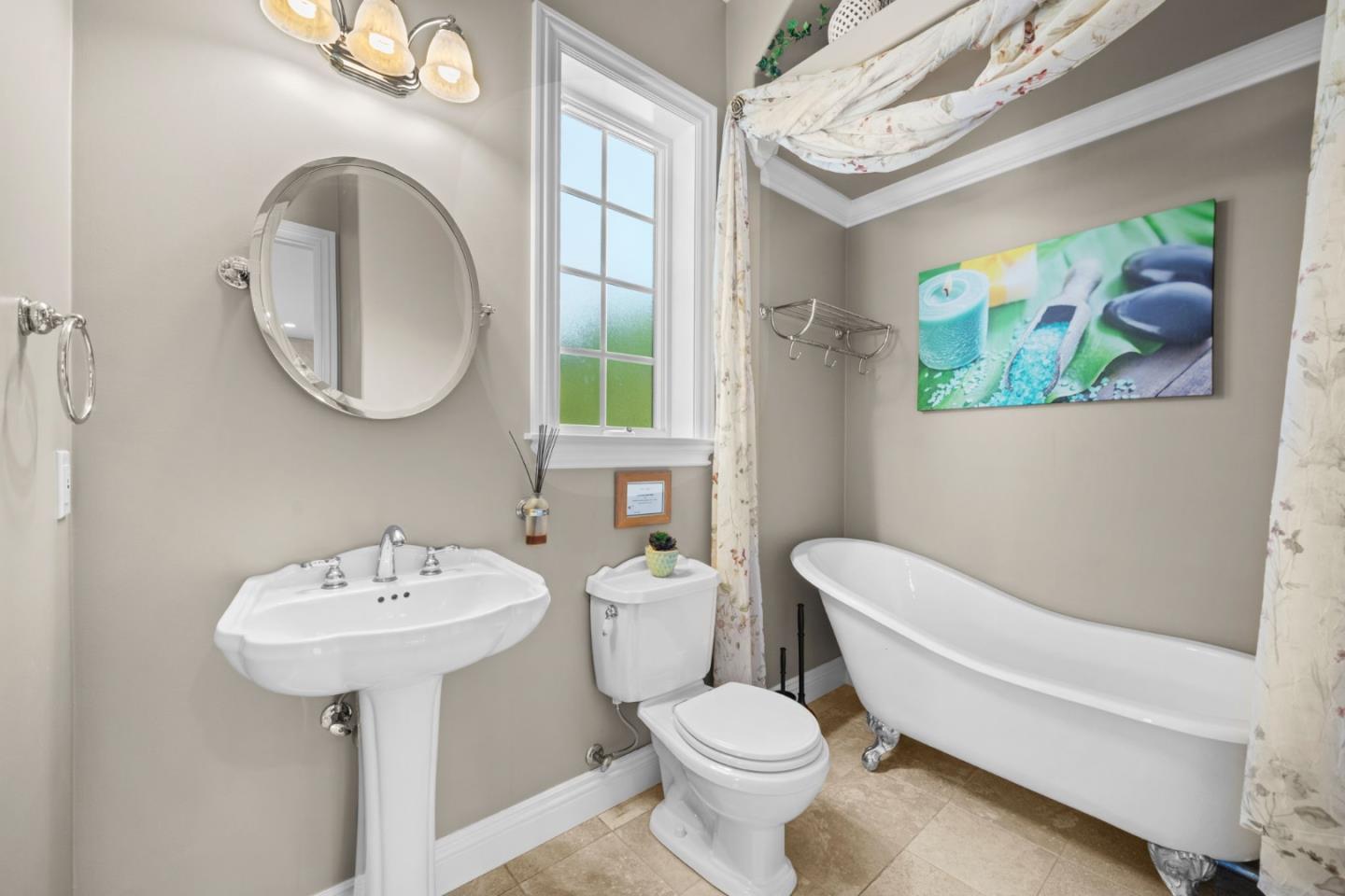 Detail Gallery Image 39 of 58 For 6585 Redwood Retreat Rd, Gilroy,  CA 95020 - 4 Beds | 3/1 Baths