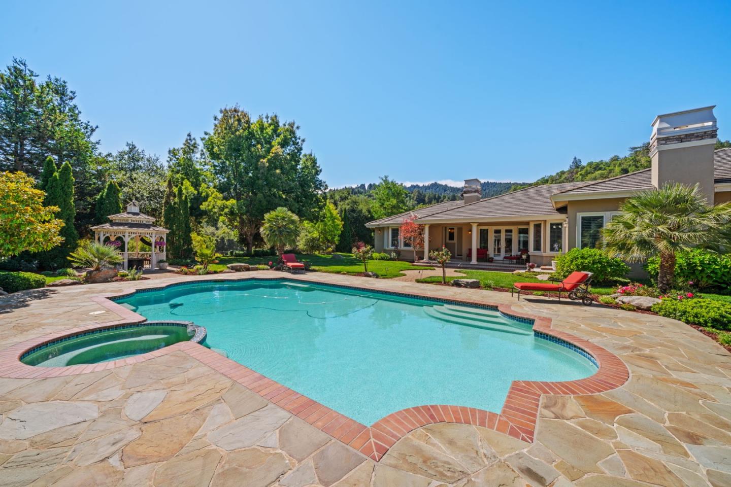Detail Gallery Image 46 of 58 For 6585 Redwood Retreat Rd, Gilroy,  CA 95020 - 4 Beds | 3/1 Baths