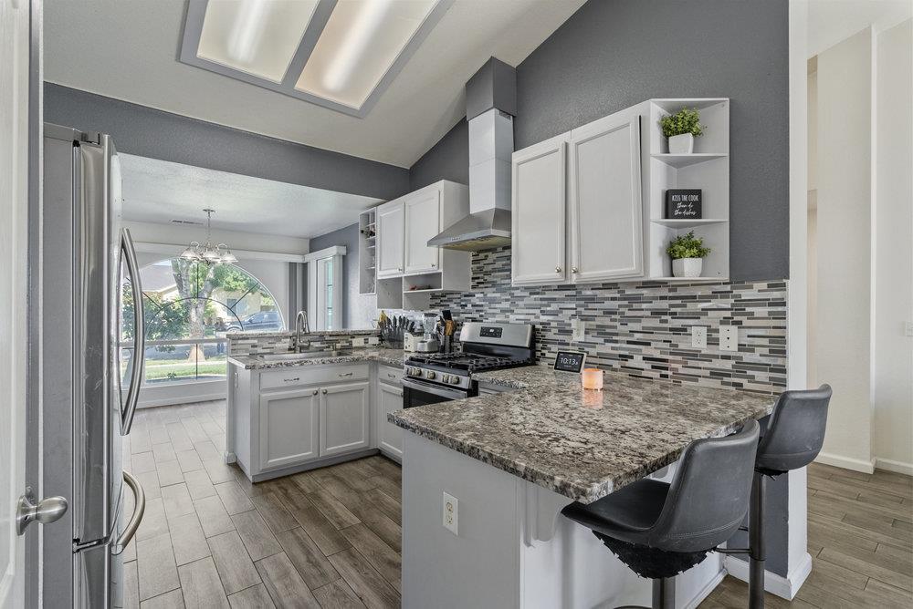 Detail Gallery Image 10 of 37 For 748 Ashbury Ct, Los Banos,  CA 93635 - 3 Beds | 2 Baths