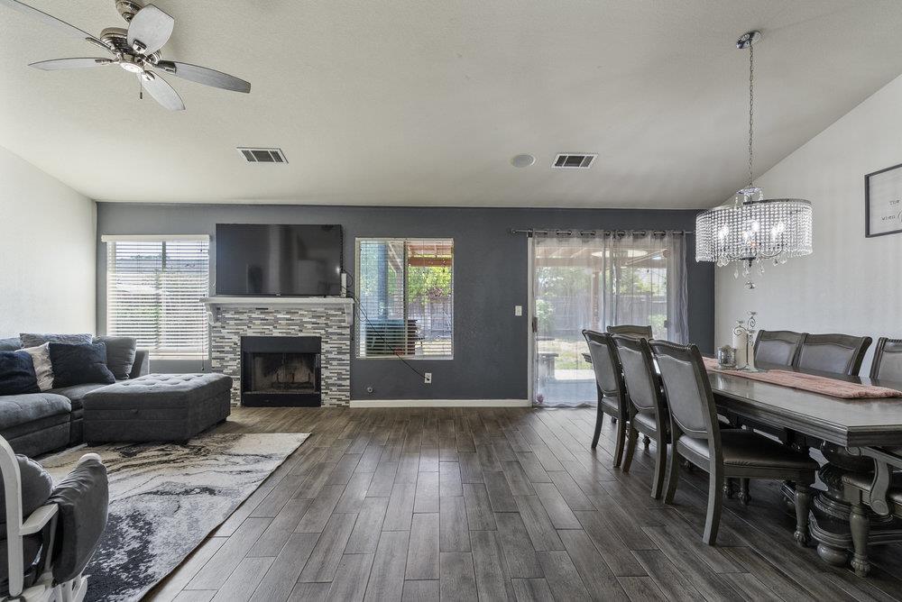 Detail Gallery Image 17 of 37 For 748 Ashbury Ct, Los Banos,  CA 93635 - 3 Beds | 2 Baths