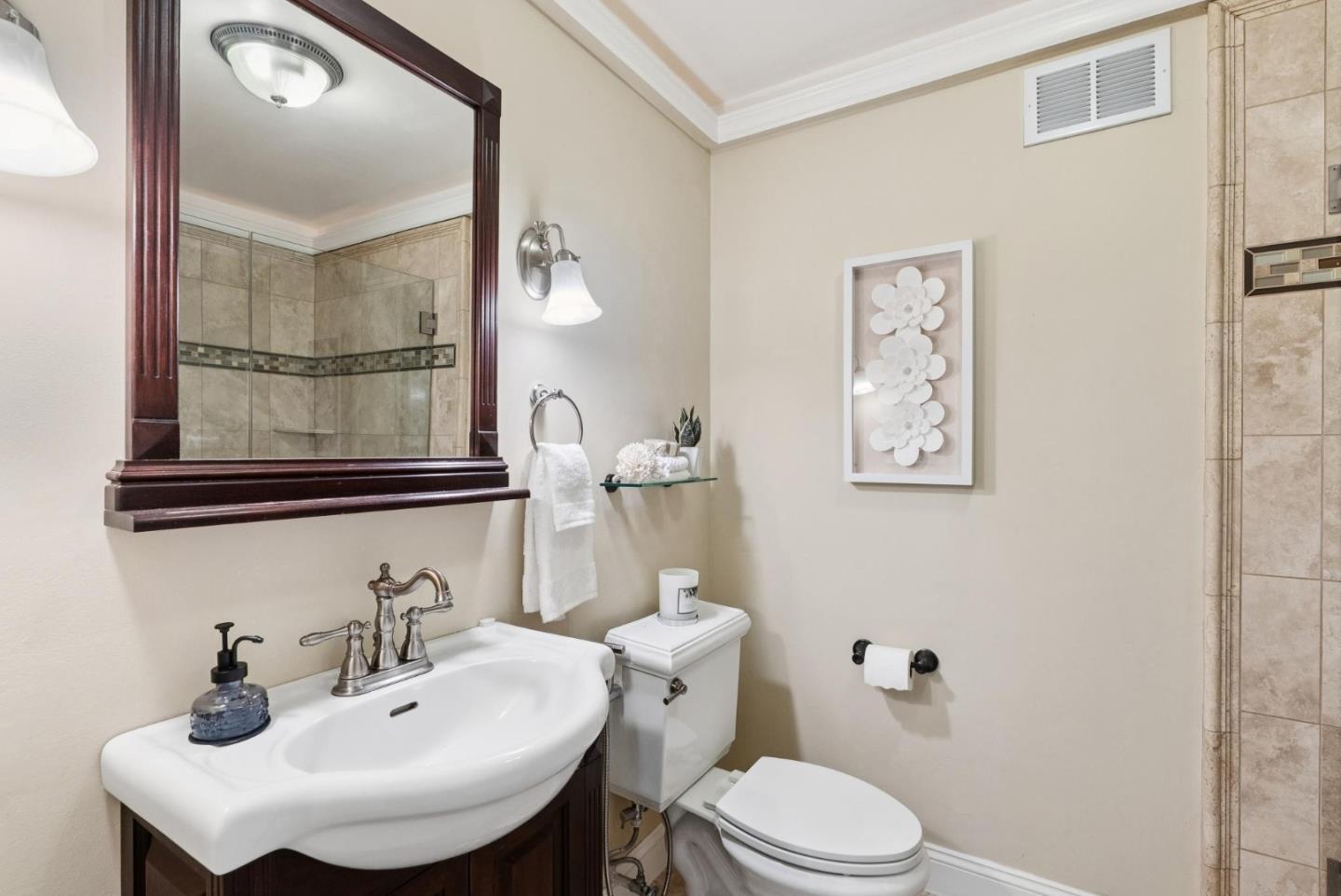 Detail Gallery Image 25 of 36 For 218 Jo Dr, Los Gatos,  CA 95032 - 3 Beds | 2 Baths