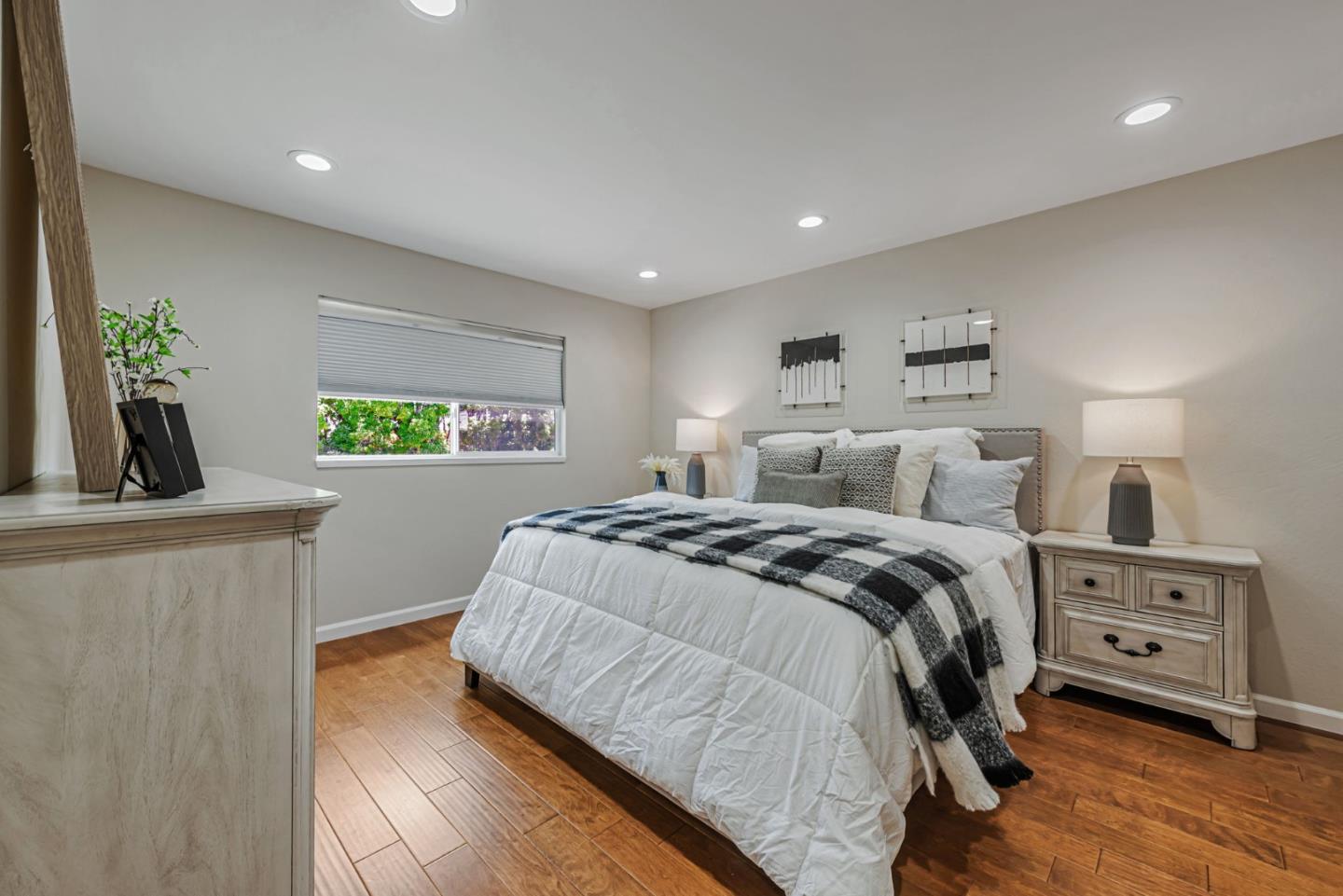 Detail Gallery Image 17 of 43 For 255 S Rengstorff Ave #27,  Mountain View,  CA 94040 - 2 Beds | 1 Baths