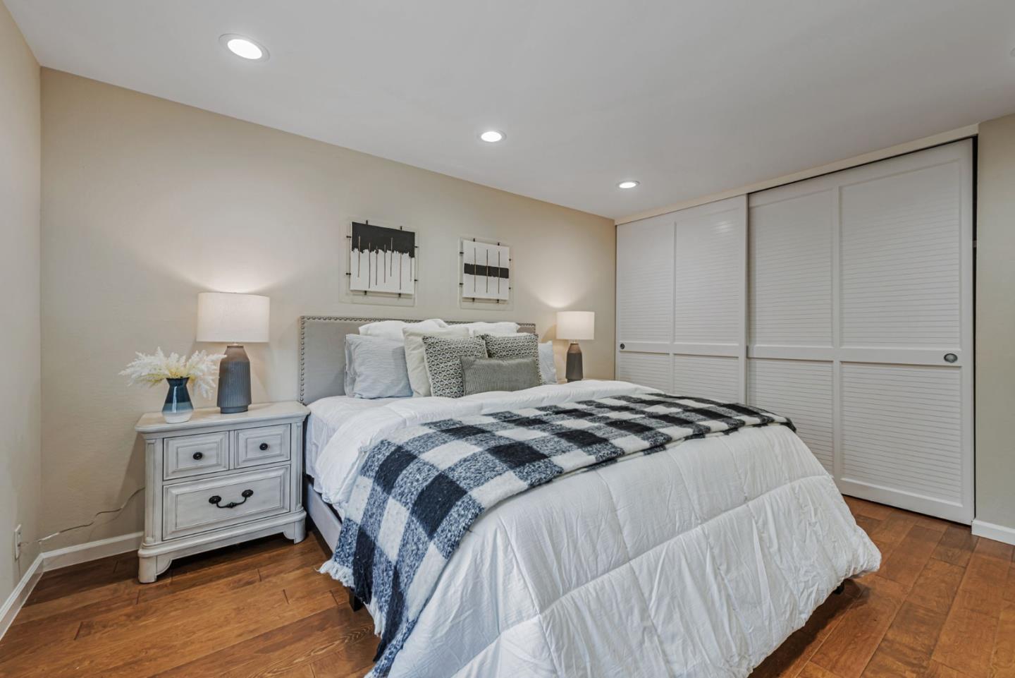 Detail Gallery Image 19 of 43 For 255 S Rengstorff Ave #27,  Mountain View,  CA 94040 - 2 Beds | 1 Baths