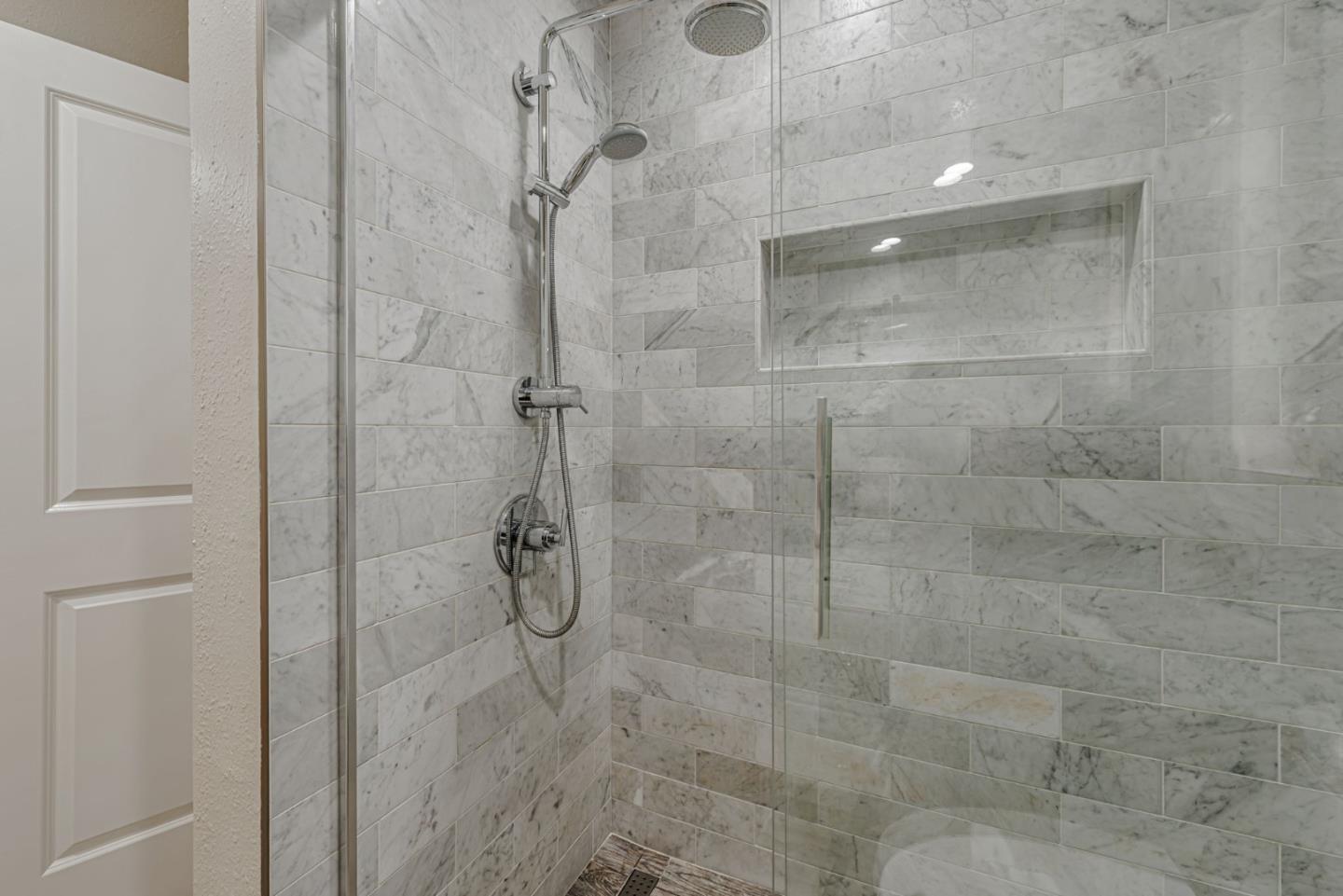Detail Gallery Image 26 of 43 For 255 S Rengstorff Ave #27,  Mountain View,  CA 94040 - 2 Beds | 1 Baths