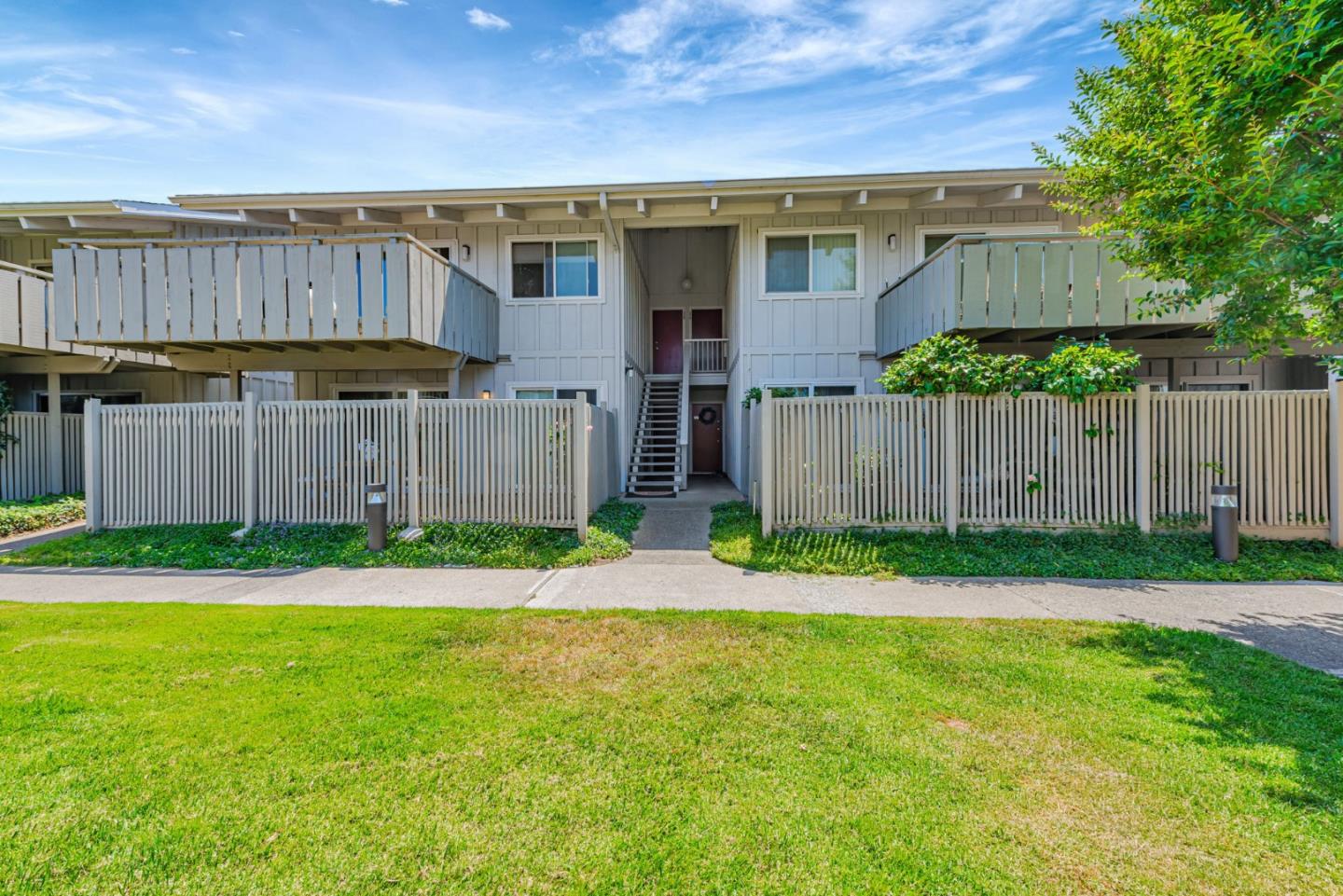 Detail Gallery Image 31 of 43 For 255 S Rengstorff Ave #27,  Mountain View,  CA 94040 - 2 Beds | 1 Baths