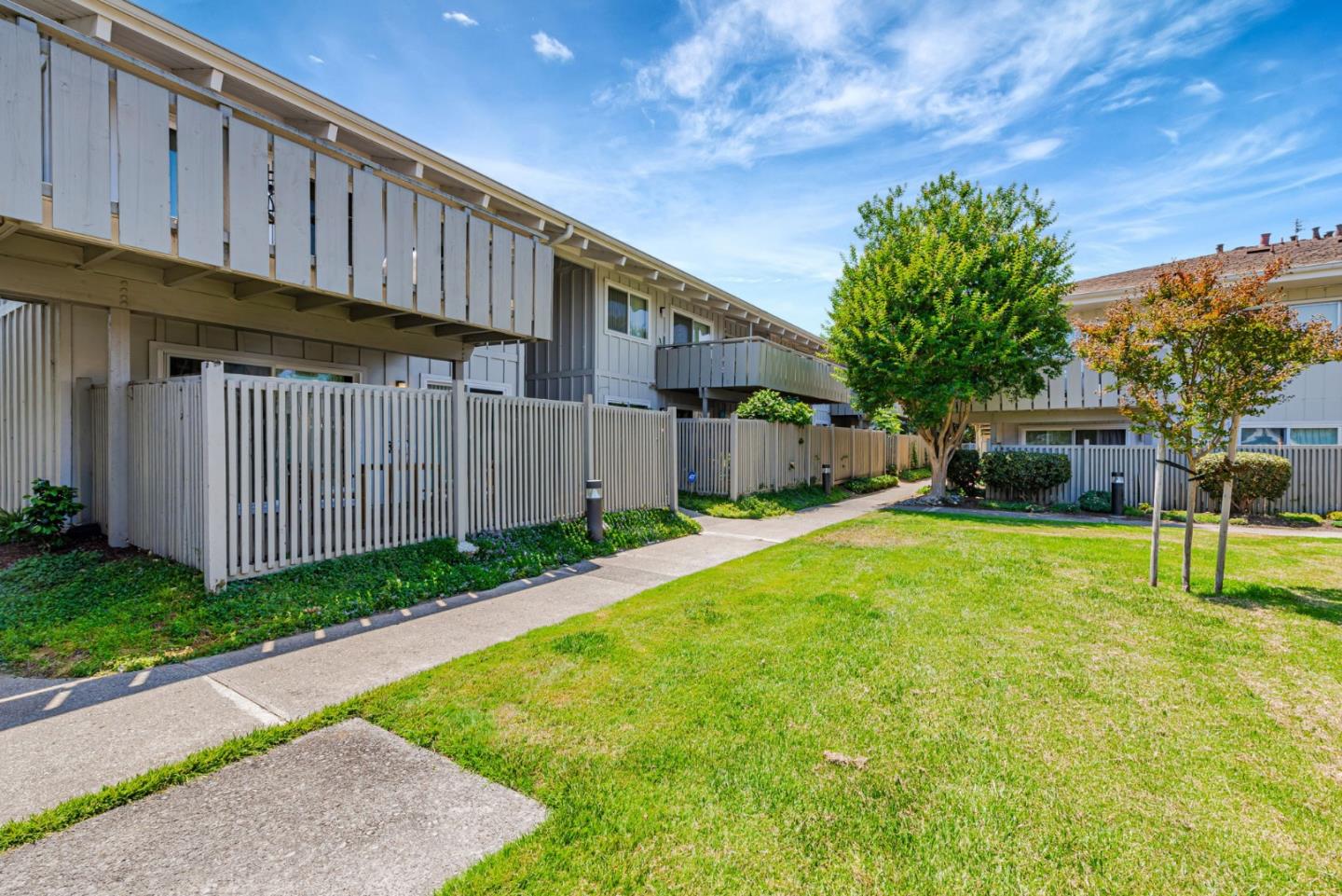 Detail Gallery Image 33 of 43 For 255 S Rengstorff Ave #27,  Mountain View,  CA 94040 - 2 Beds | 1 Baths
