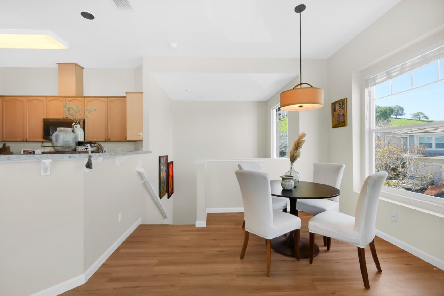 Detail Gallery Image 13 of 46 For 3902 Coyote Cir, Clayton,  CA 94517 - 2 Beds | 2 Baths